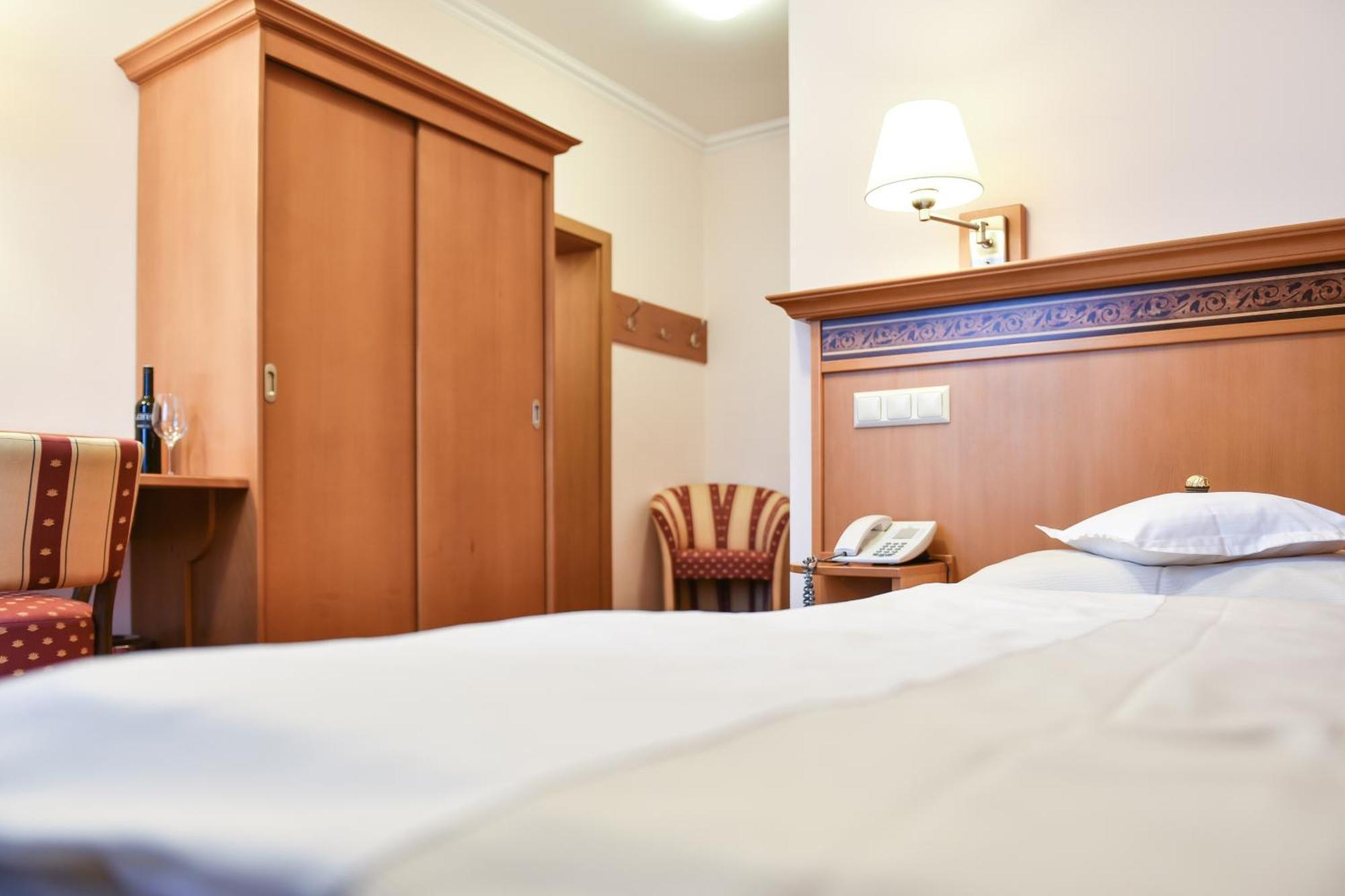 Hotel Alexandra Wels Exterior photo